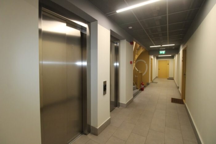 Aviatiei Park Faza 1, inchiriere apartament 2 camere, parcare, balcon.